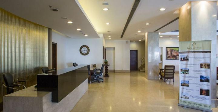 The Golden Plaza Hotel Panchkula Extérieur photo