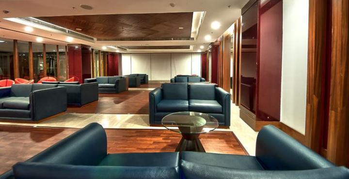 The Golden Plaza Hotel Panchkula Extérieur photo